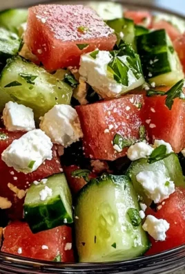 Erfrischender Wassermelone Feta Gurke Salat