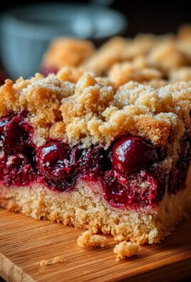 Streuselkuchen mit Kirschen vom Blech